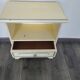 Table de chevet en bois beige, 2 tiroirs