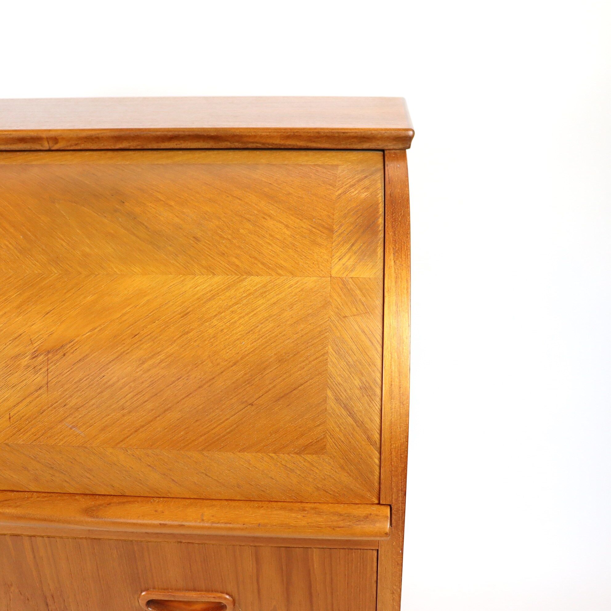 Teak secretary of Egon Ostergaard