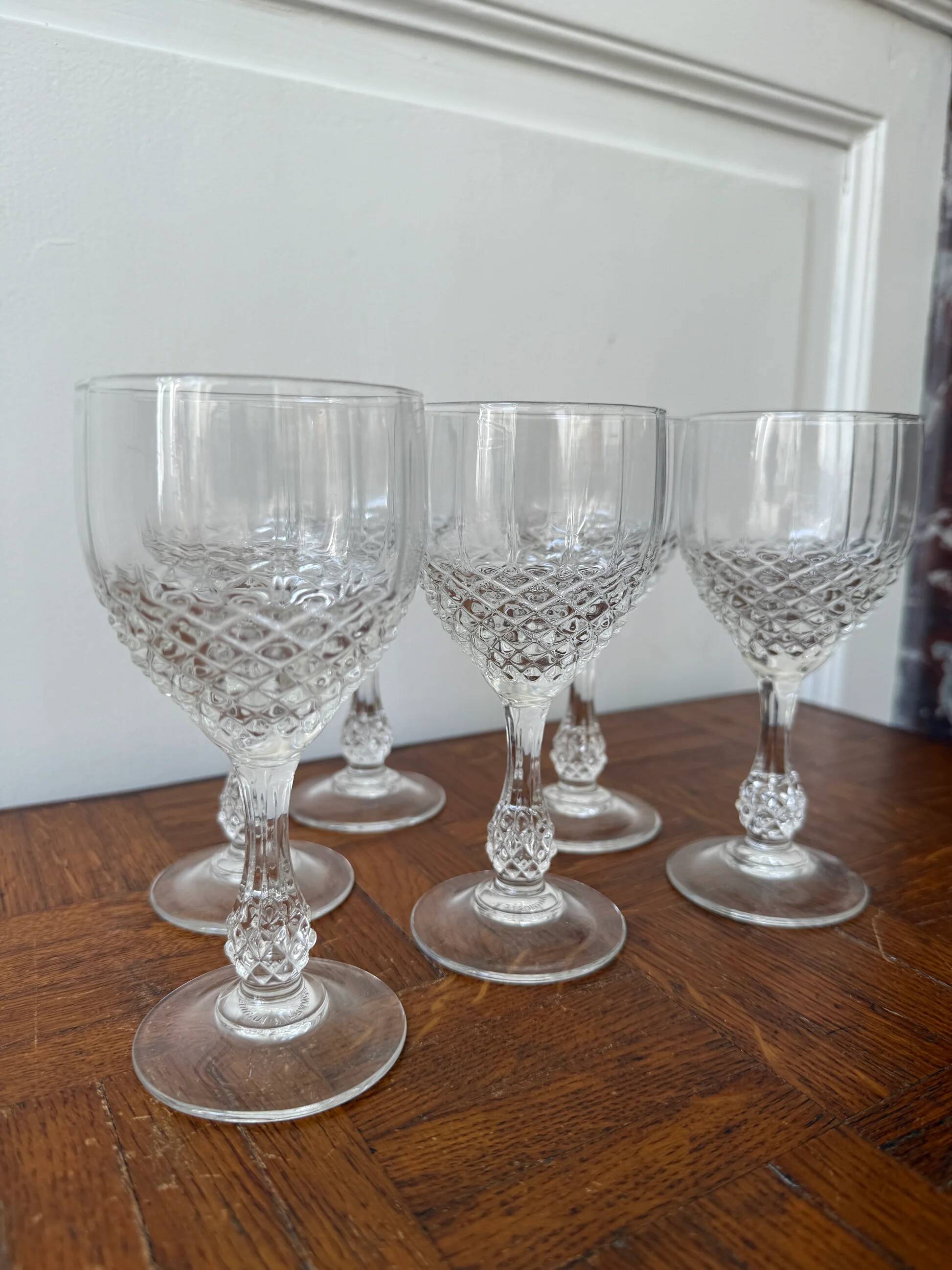 Set of 6 Luminarc wine glasses - Made in France