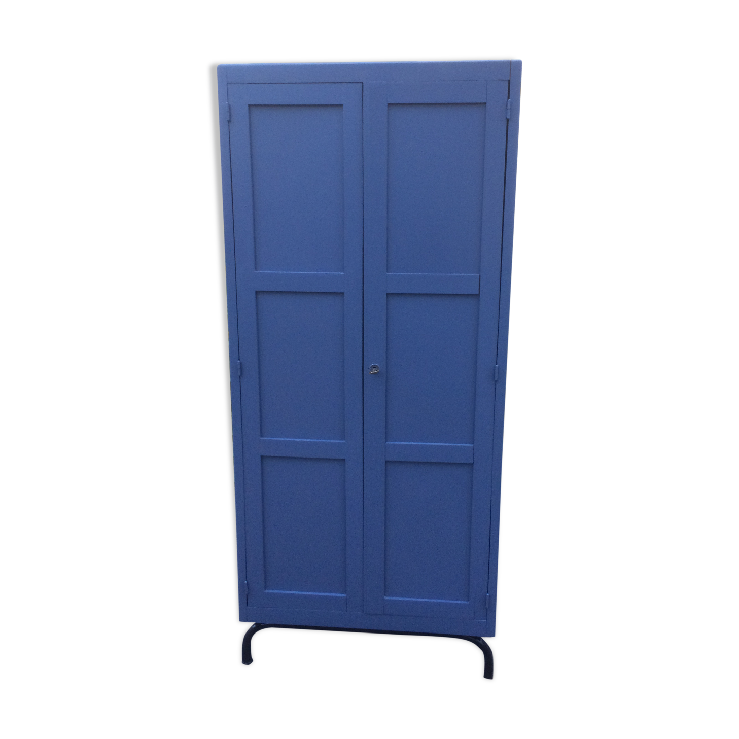 Blue wardrobe