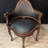 Louis XV armchair in Couillard style, from the 19th century.