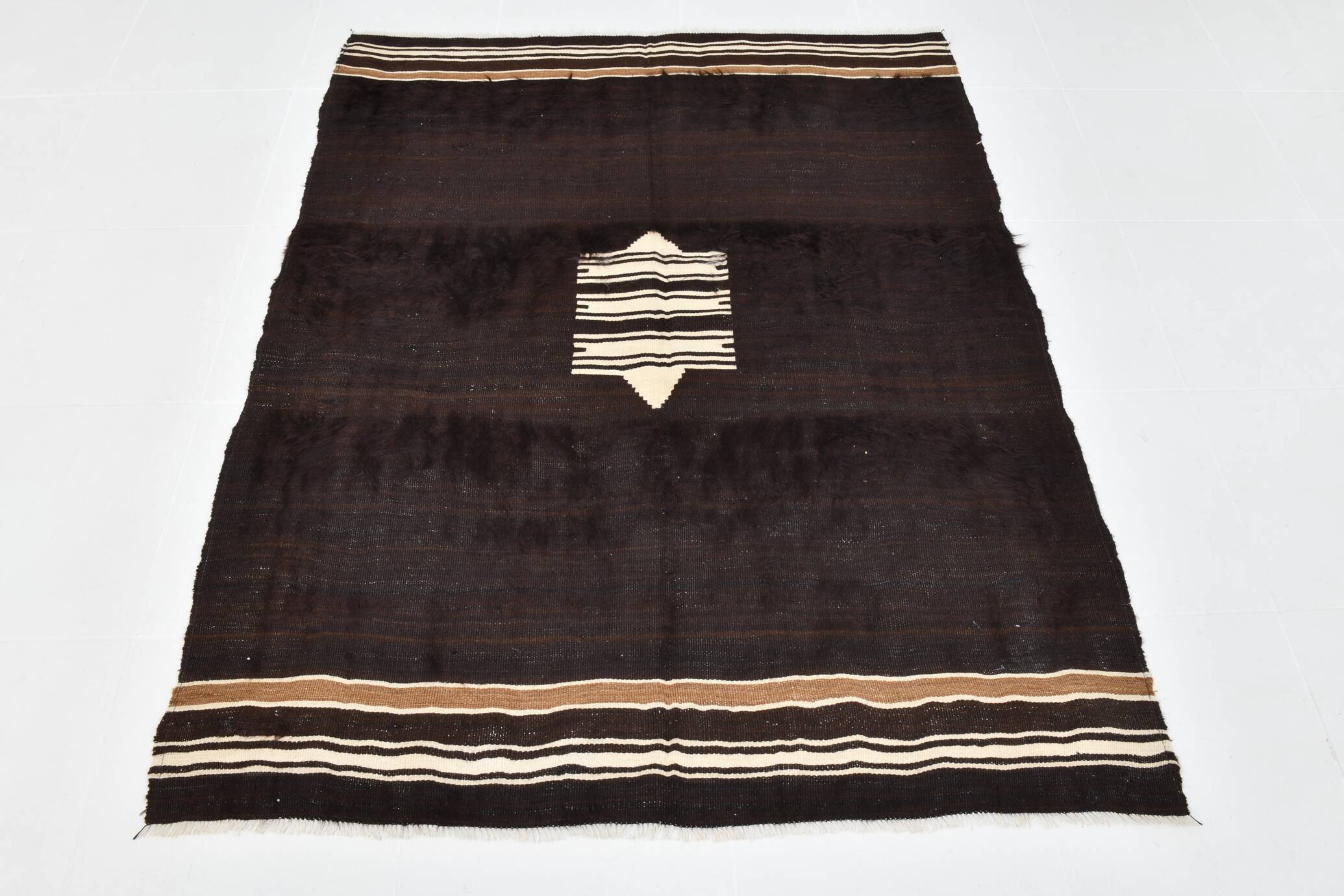 Dark Brown Beige Aesthetic Vintage Rug, 135x165Cm