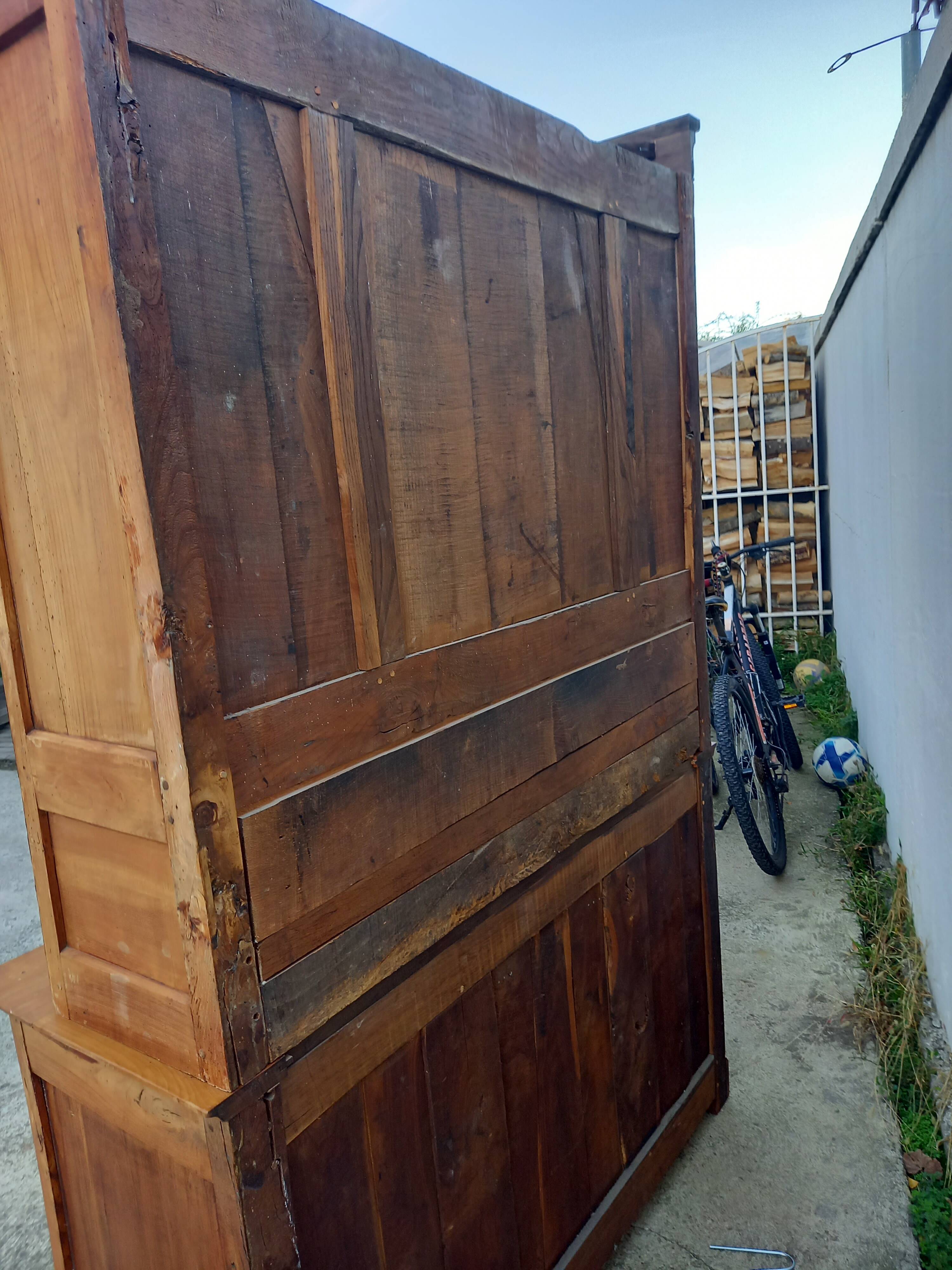 Buffet 2 glazed body