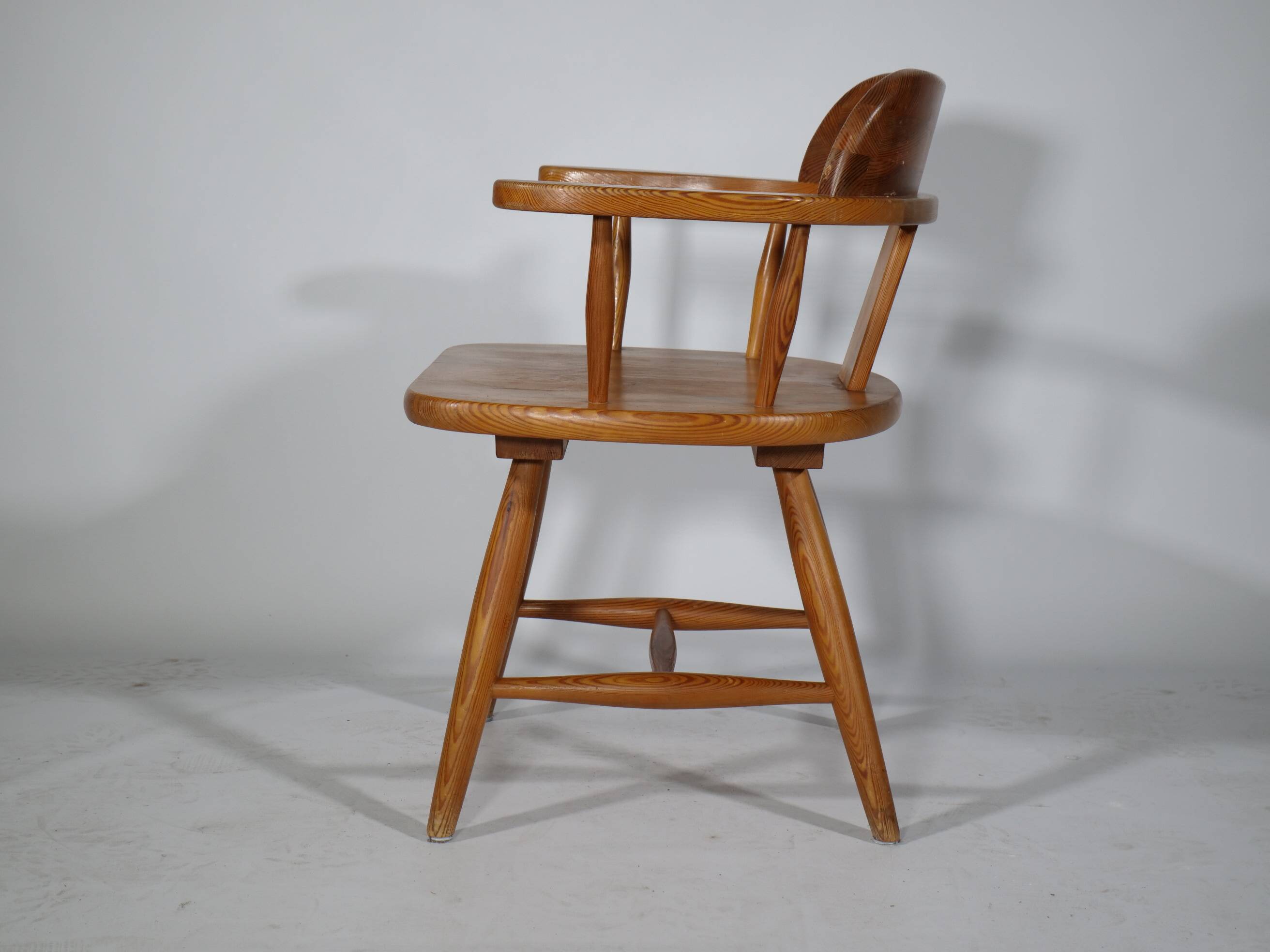 Fauteuils design scandinave en pin par Asko années 1970