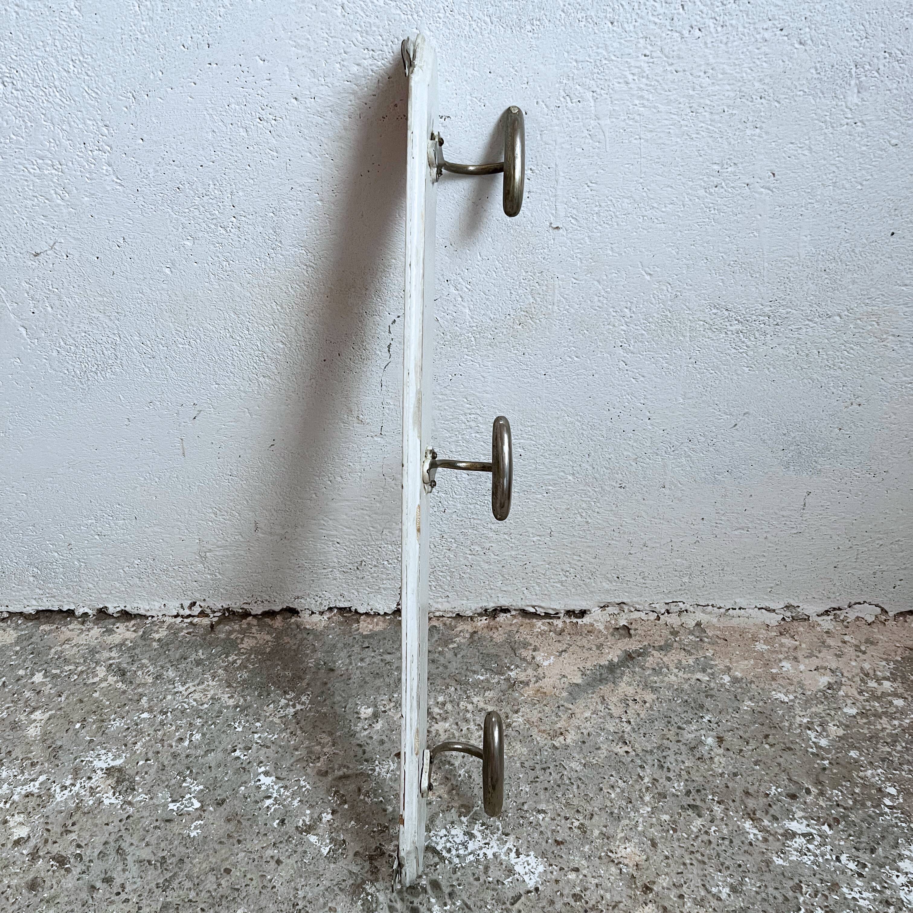 Wall coat rack 3 hooks