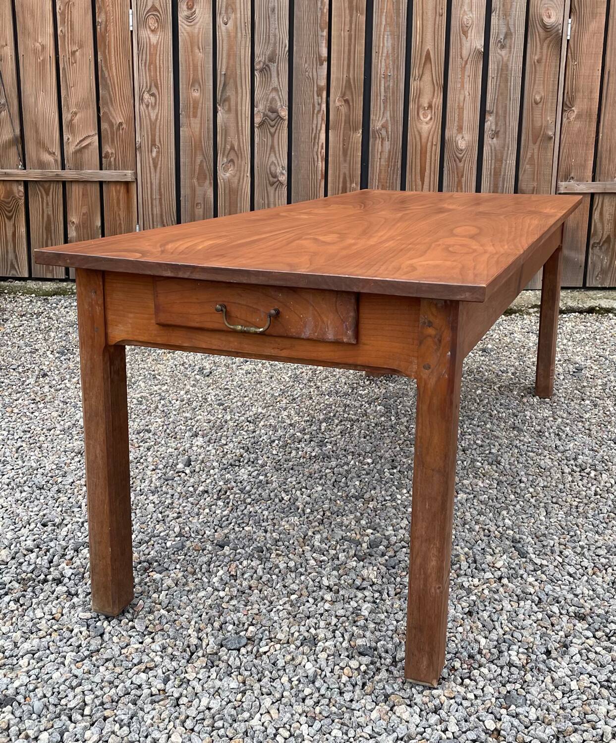 Farm table with a drawer MP
