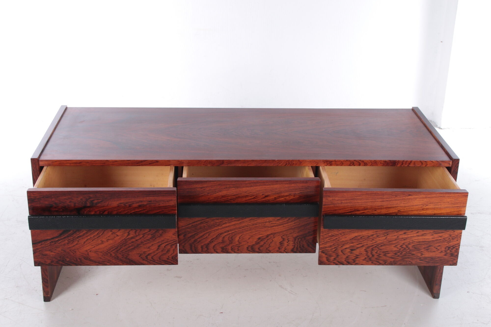 Low sideboard or TV cabinet made of Pallisander wood from the 1960s, Sweden.