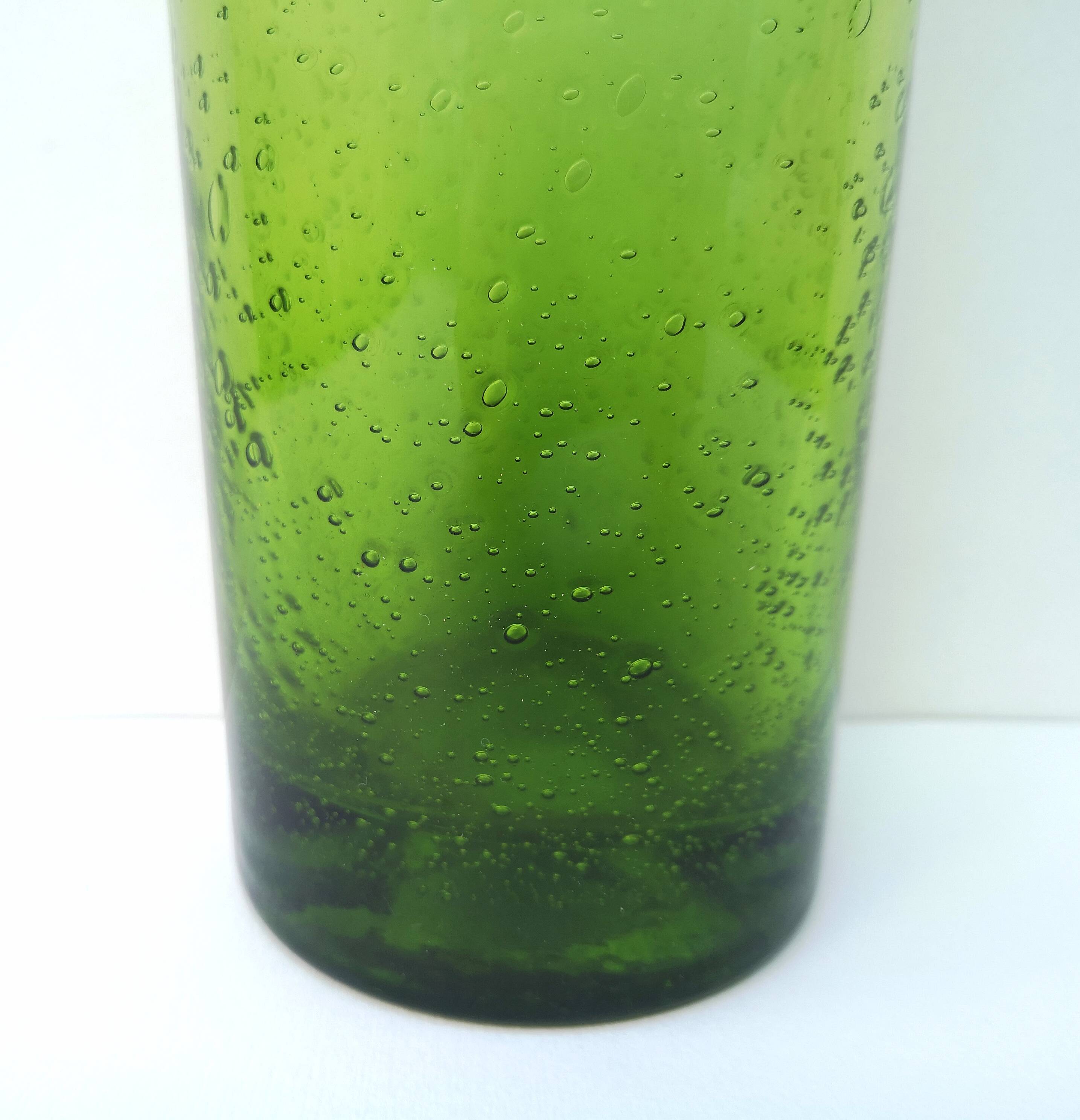 Bubble glass bottle carafe