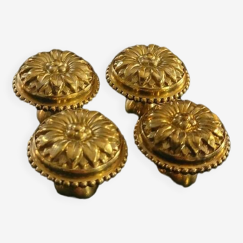 4 boutons de meuble Louis XVI