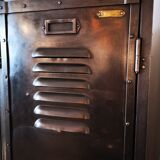 Industrial locker room, J. HOUDRY, 2 doors.