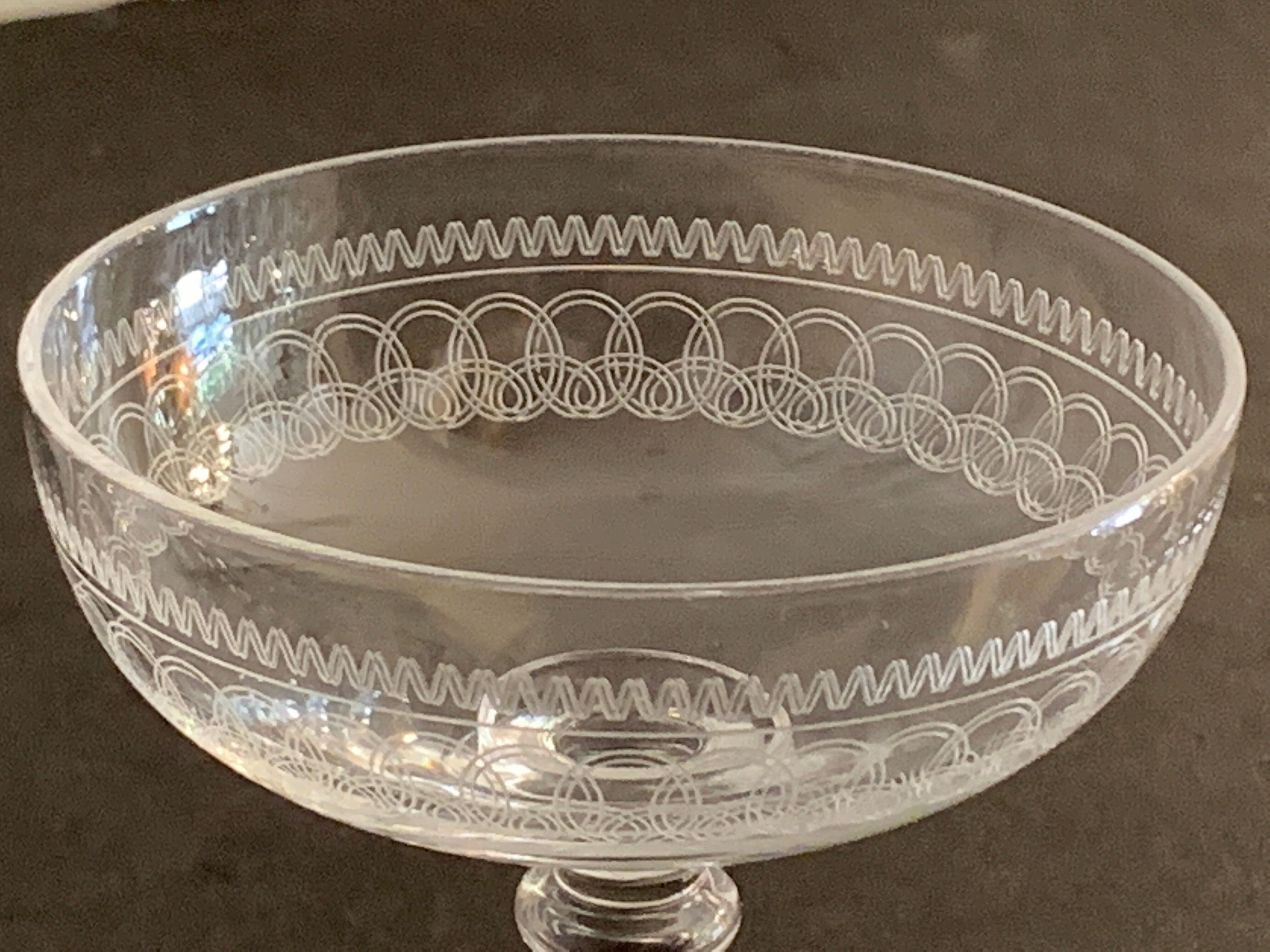 5 antique champagne glasses in engraved crystal