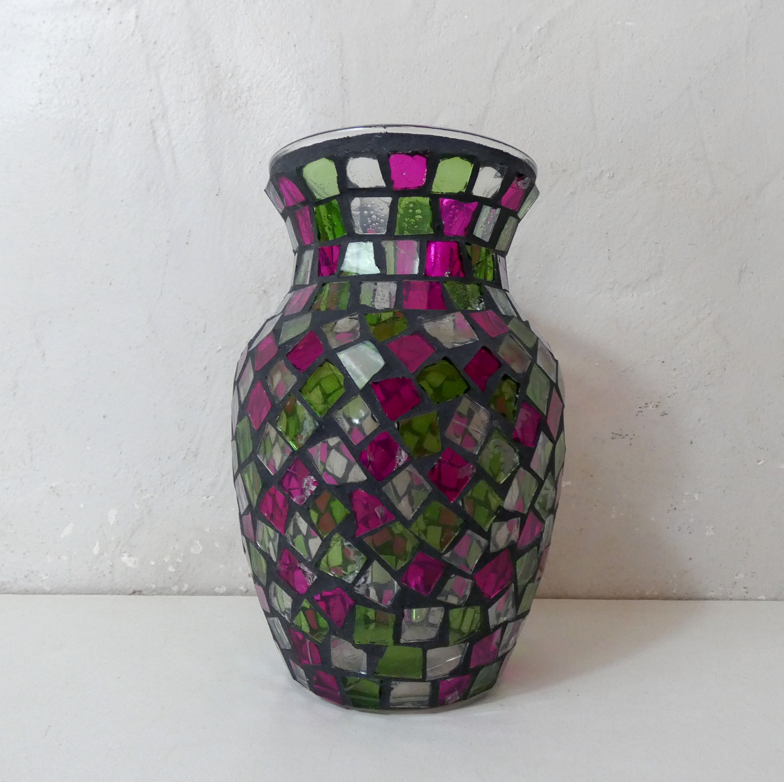 Vase vitrail à facettes vintage