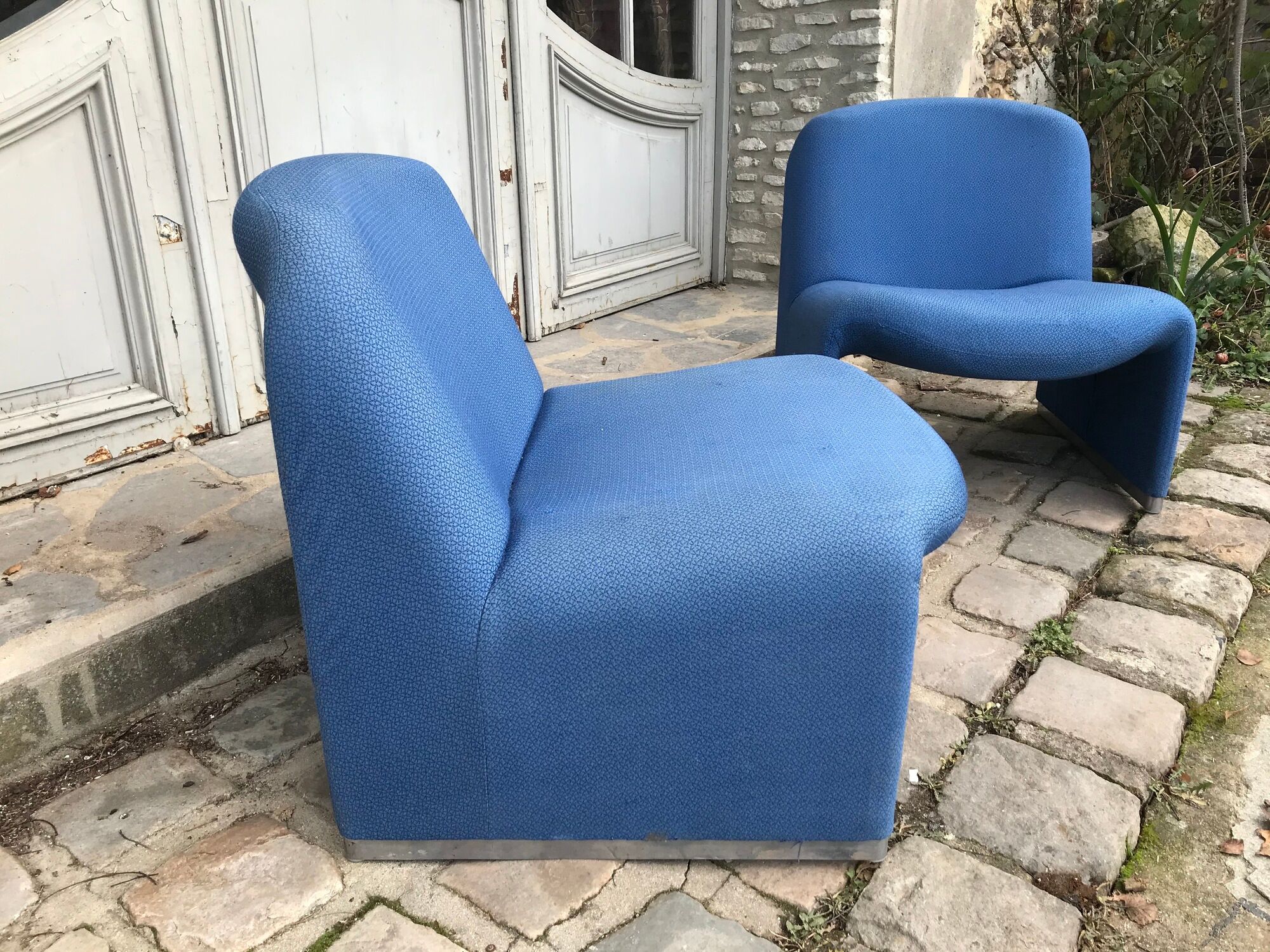 Pair of "Alki" armchairs by Giancarlo Piretti, Castelli edition, distributed by Artifot, circa 1970