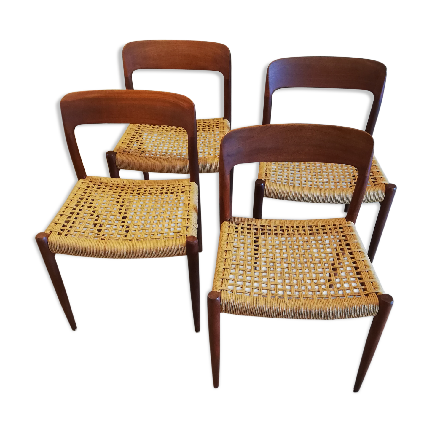Ensemble de 4 chaises scandinaves modèle 75 de Niels Otto Moller