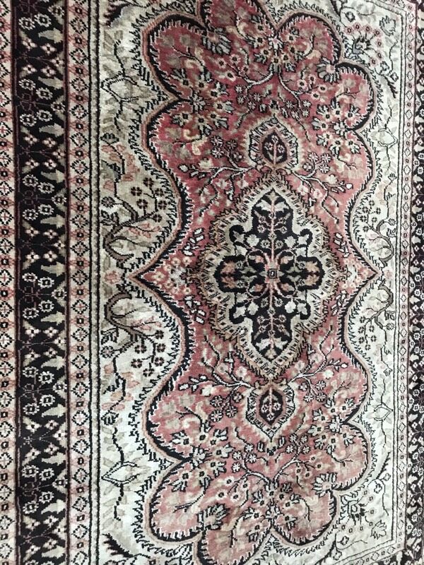 Pakistani carpet  120 x 180 cm