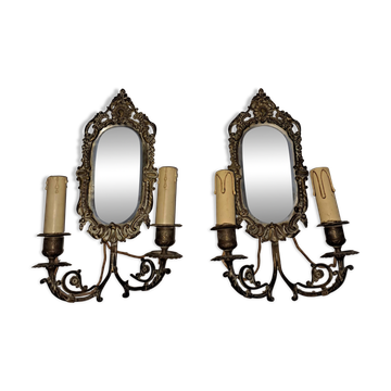 Paire d'appliques, miroirs, chandelier en bronzé.