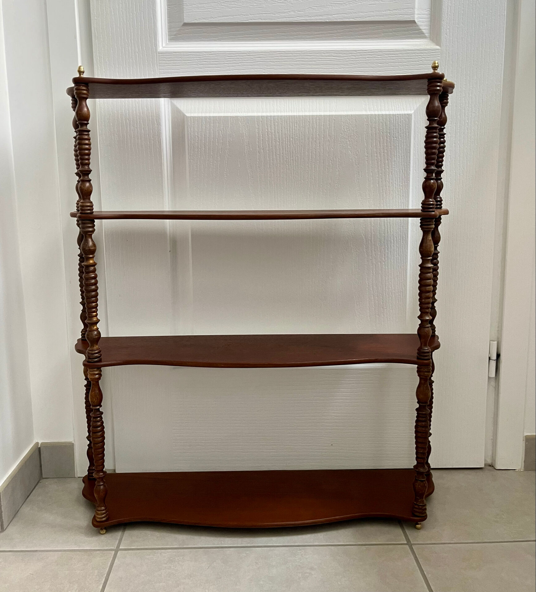 Napoleon III shelf