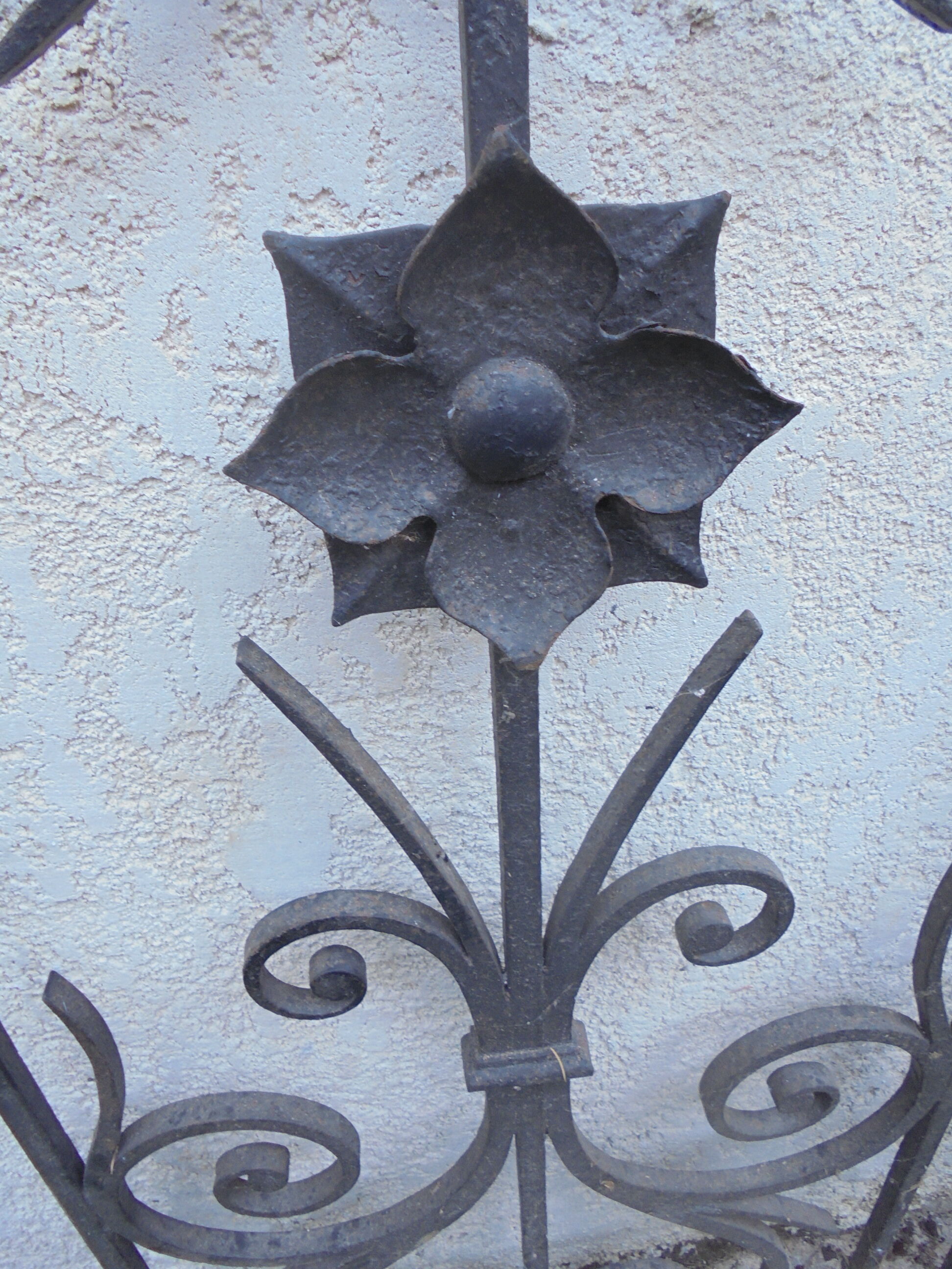 Wrought iron grid pair