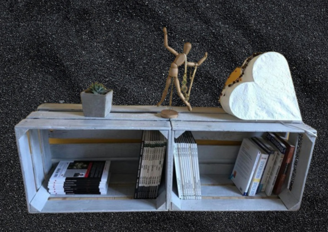 Lacquered gray wooden box furniture H60 x L39 x D31