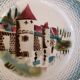 2 assiettes Saint Amand décor château