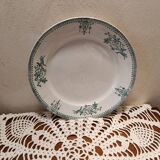 Set of 2 Sarreguemines 4003 plates with green arabesques and flowers
