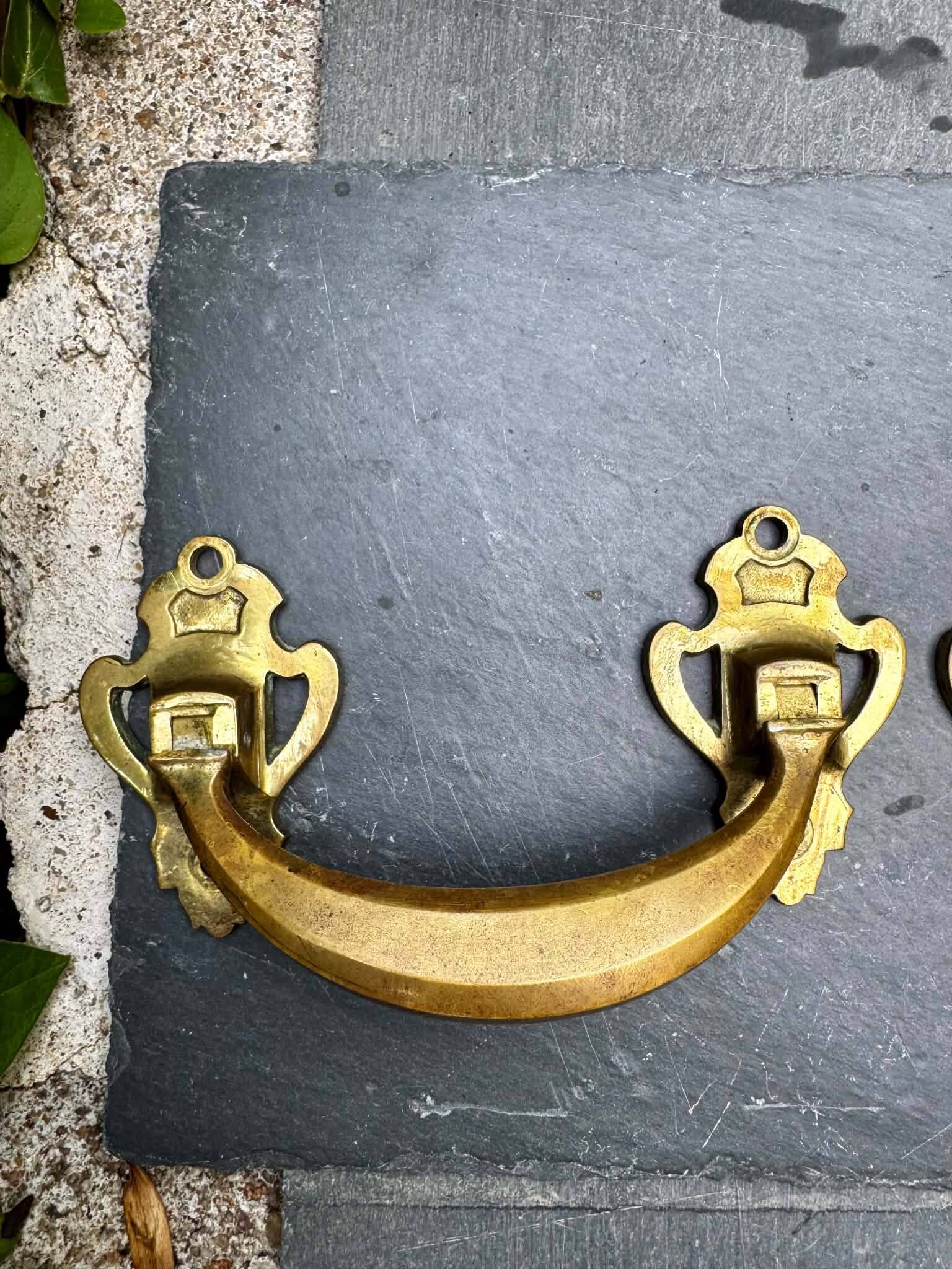 Pair of bronze handles signed L.PINET Art Nouveau