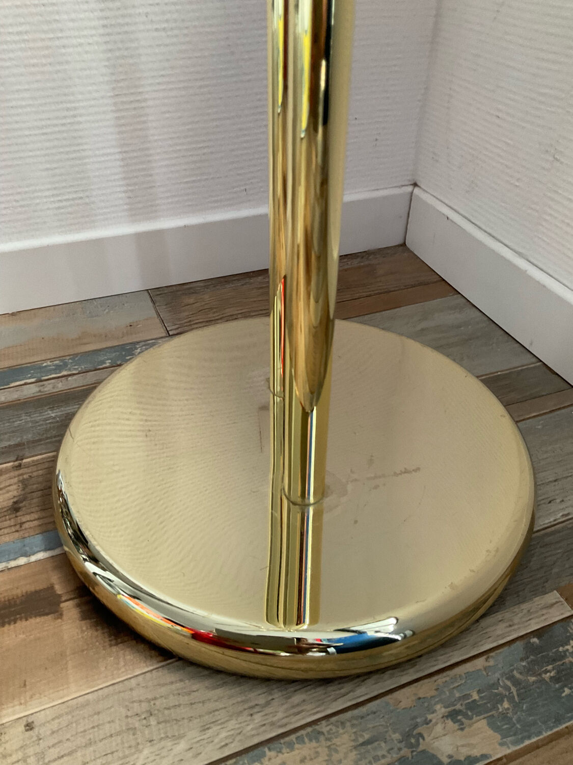 Italian towel rack in gilded metal from the 70s