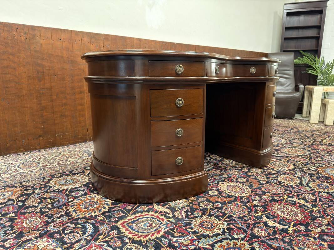 Classic English Kidney Shaped Chesterfield Desk