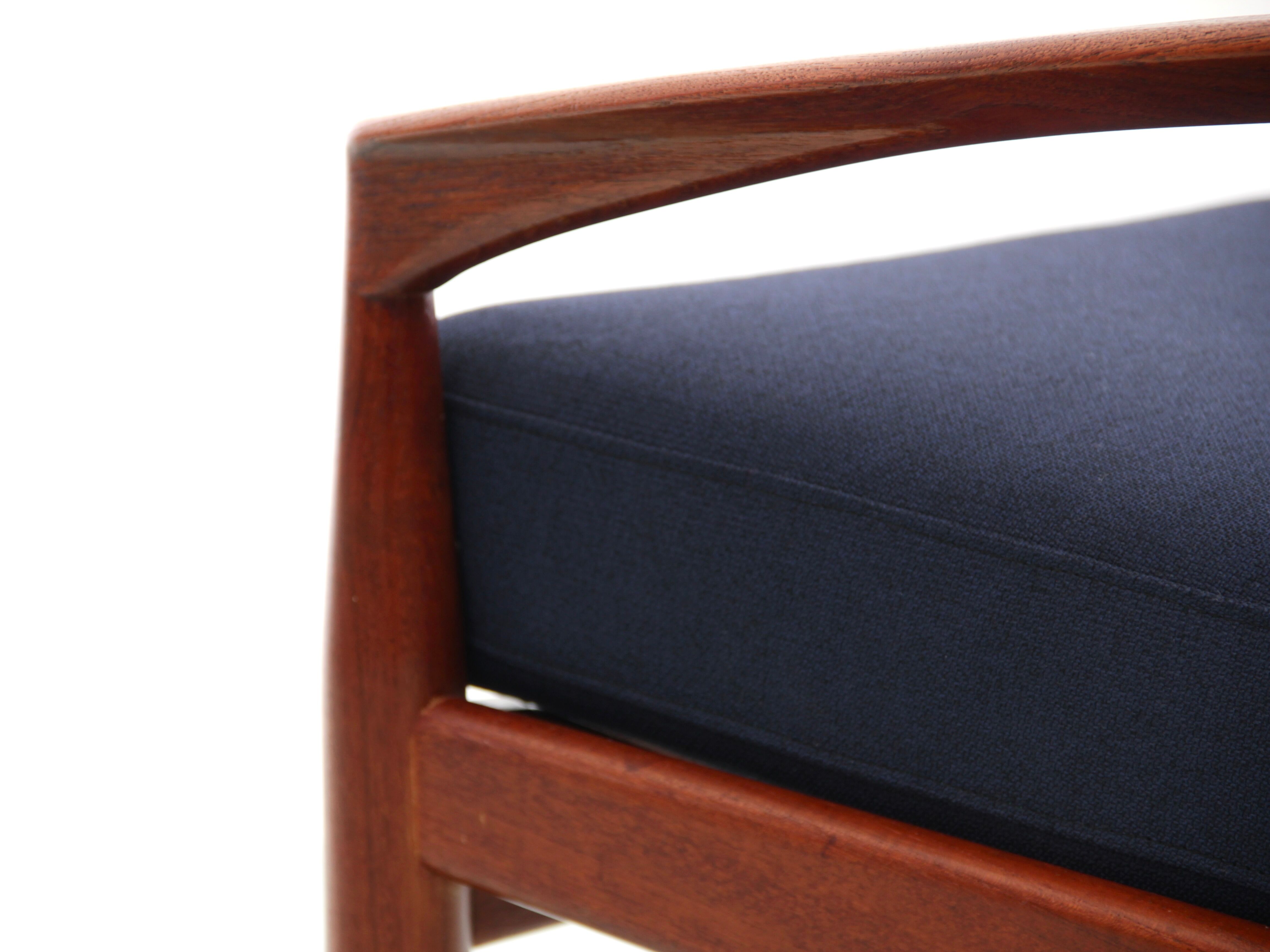 Fauteuil scandinave modèle 121 ou PaperKnive en teck