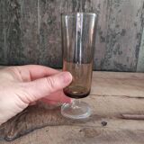 Verre à champagne français vintage de Luminarc, en gris fumé