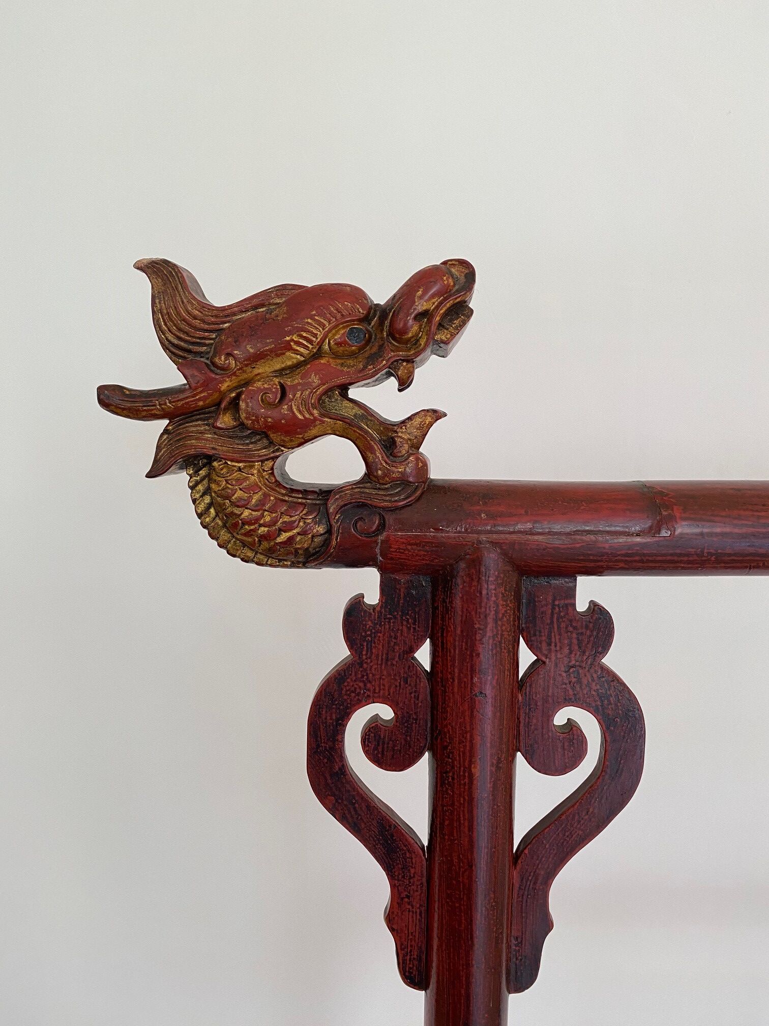 Chinese lacquered clothes rack