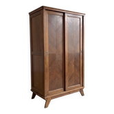 Armoire parisienne 