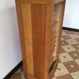 Light oak curtain binder