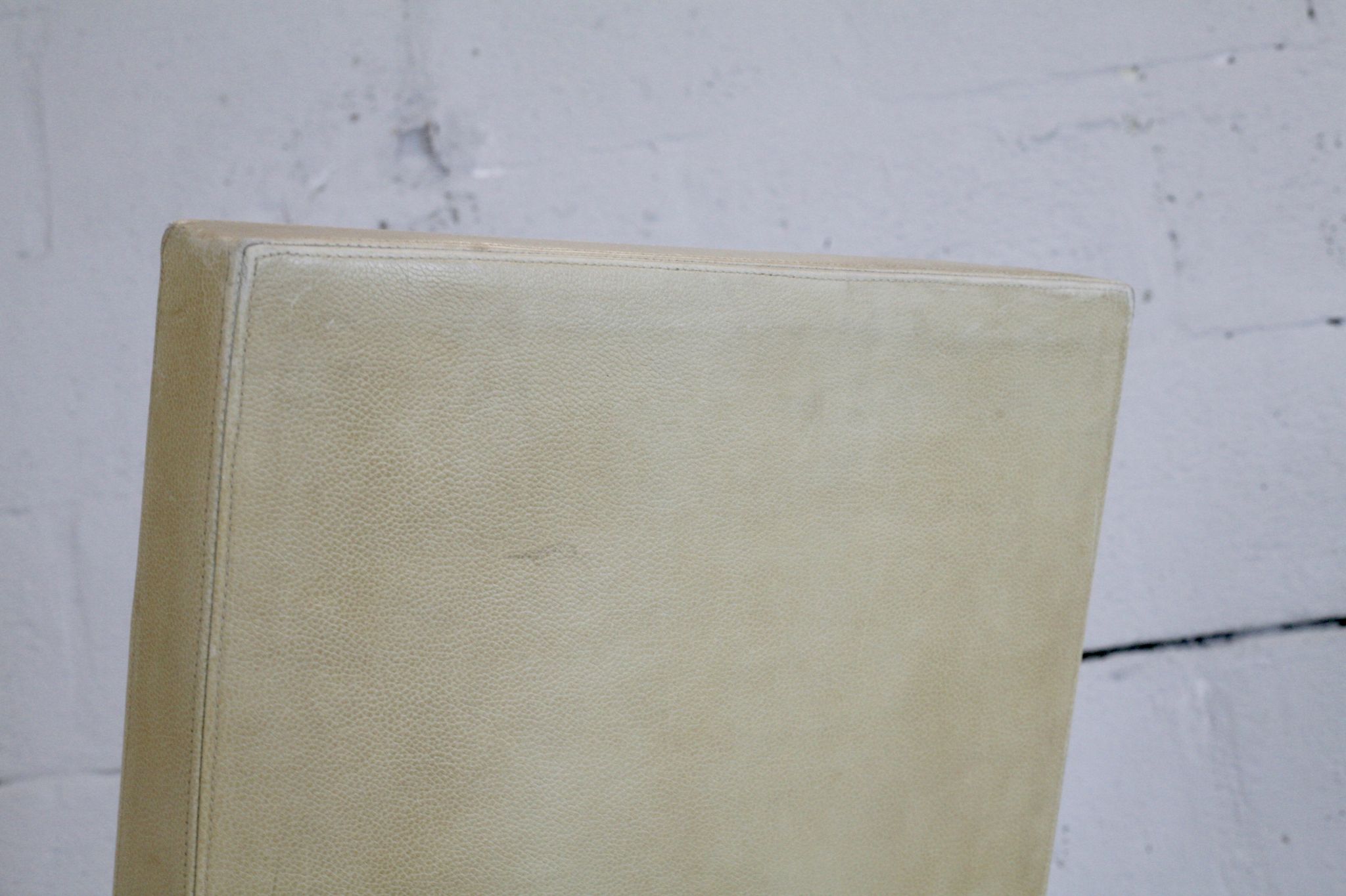 Tubular steel armchair and "cream" leather, France, circa 1970