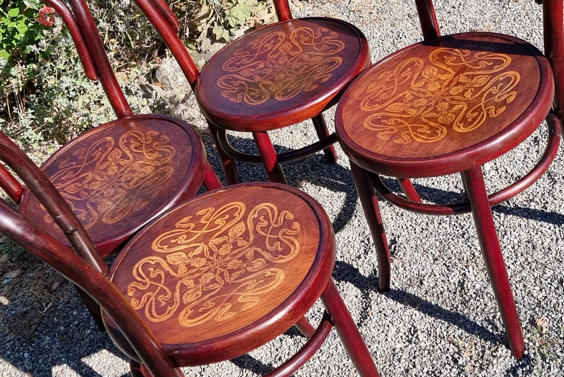 4 chairs bistrot n°14 Fischel seated with 20s décor