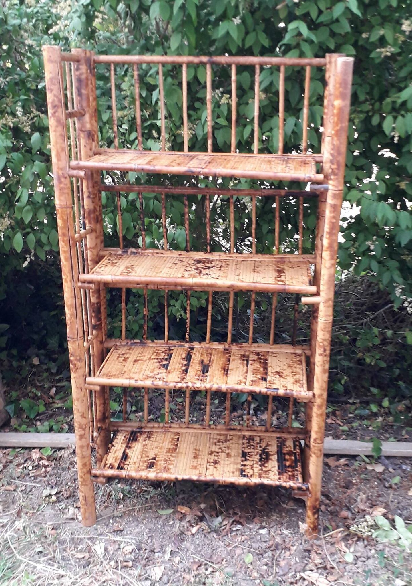 Etagère bambou pliable