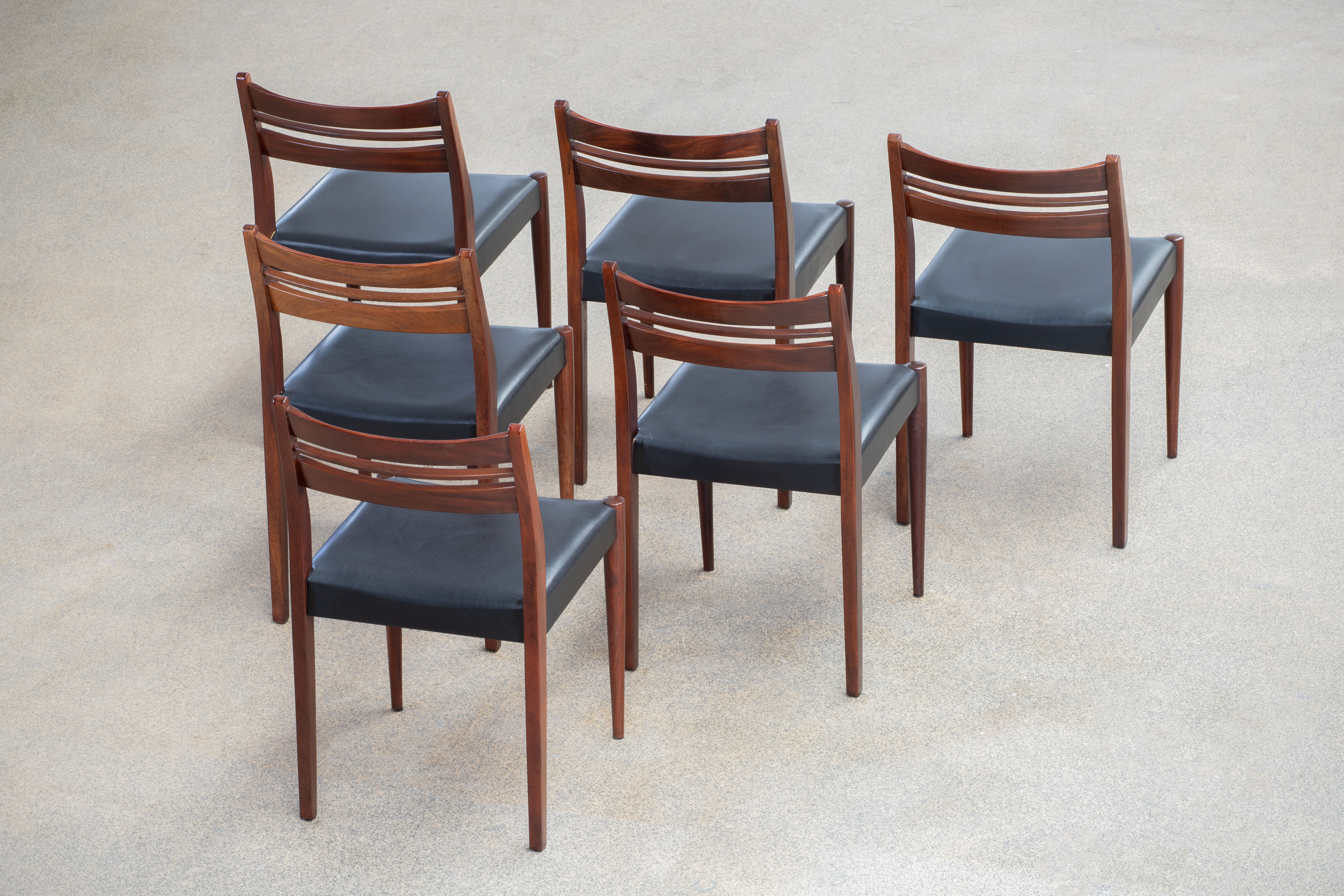 6 vintage Scandinavian rosewood chairs - 1960