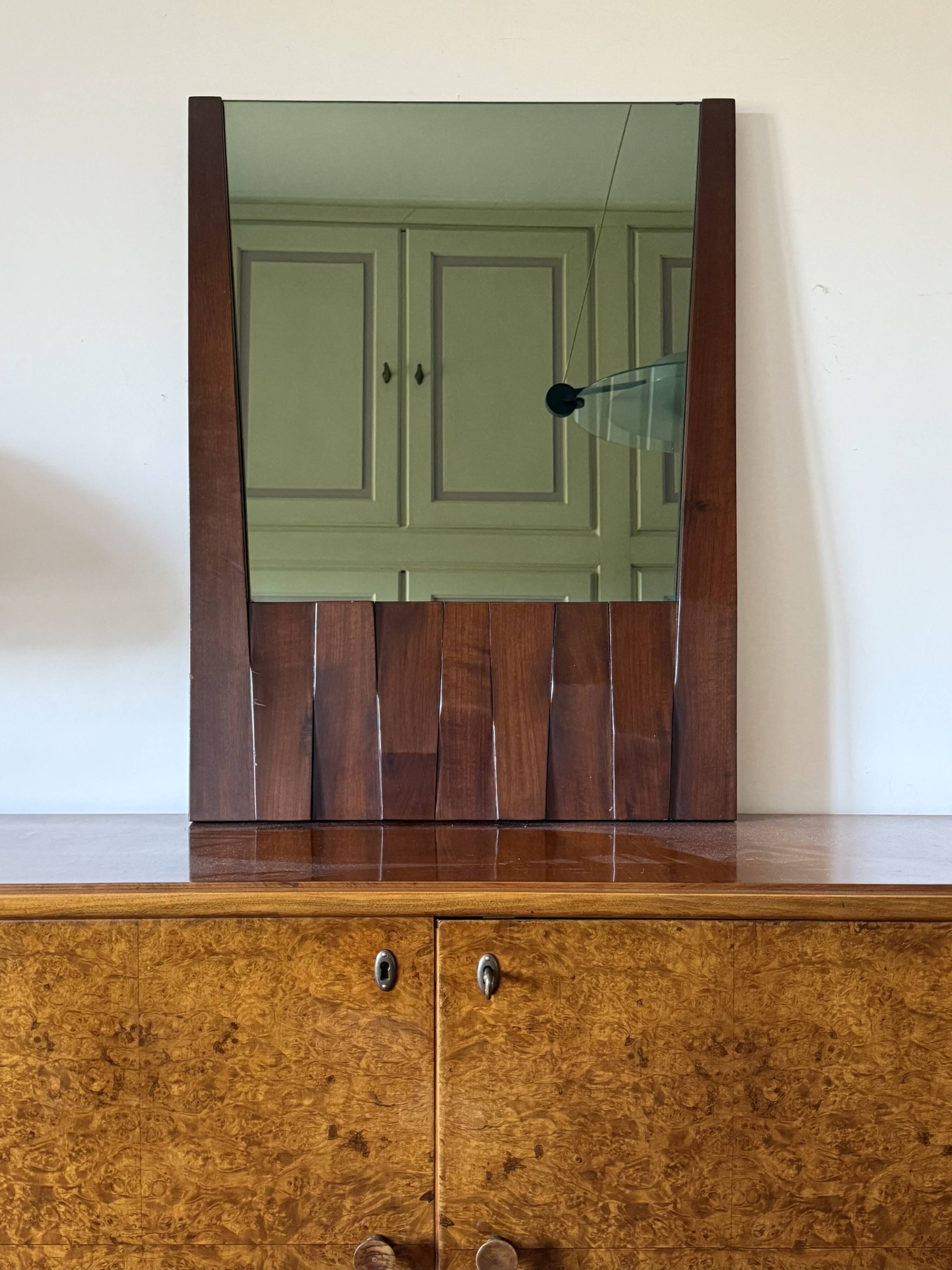Luciano Frigerio, mod. Barium solid walnut mirror, Frigerio di Desio 1970s