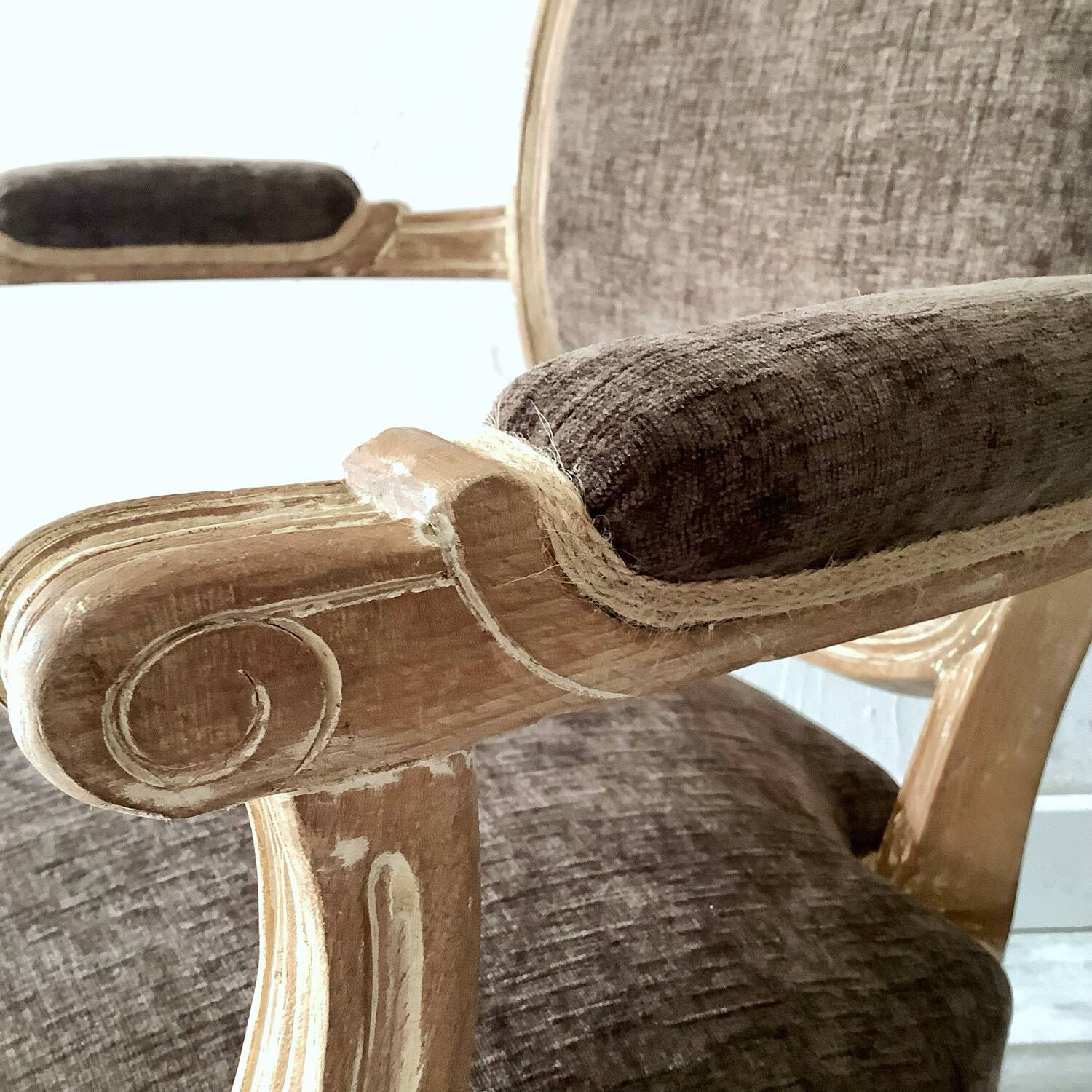 Louis XVI armchair with medallion back