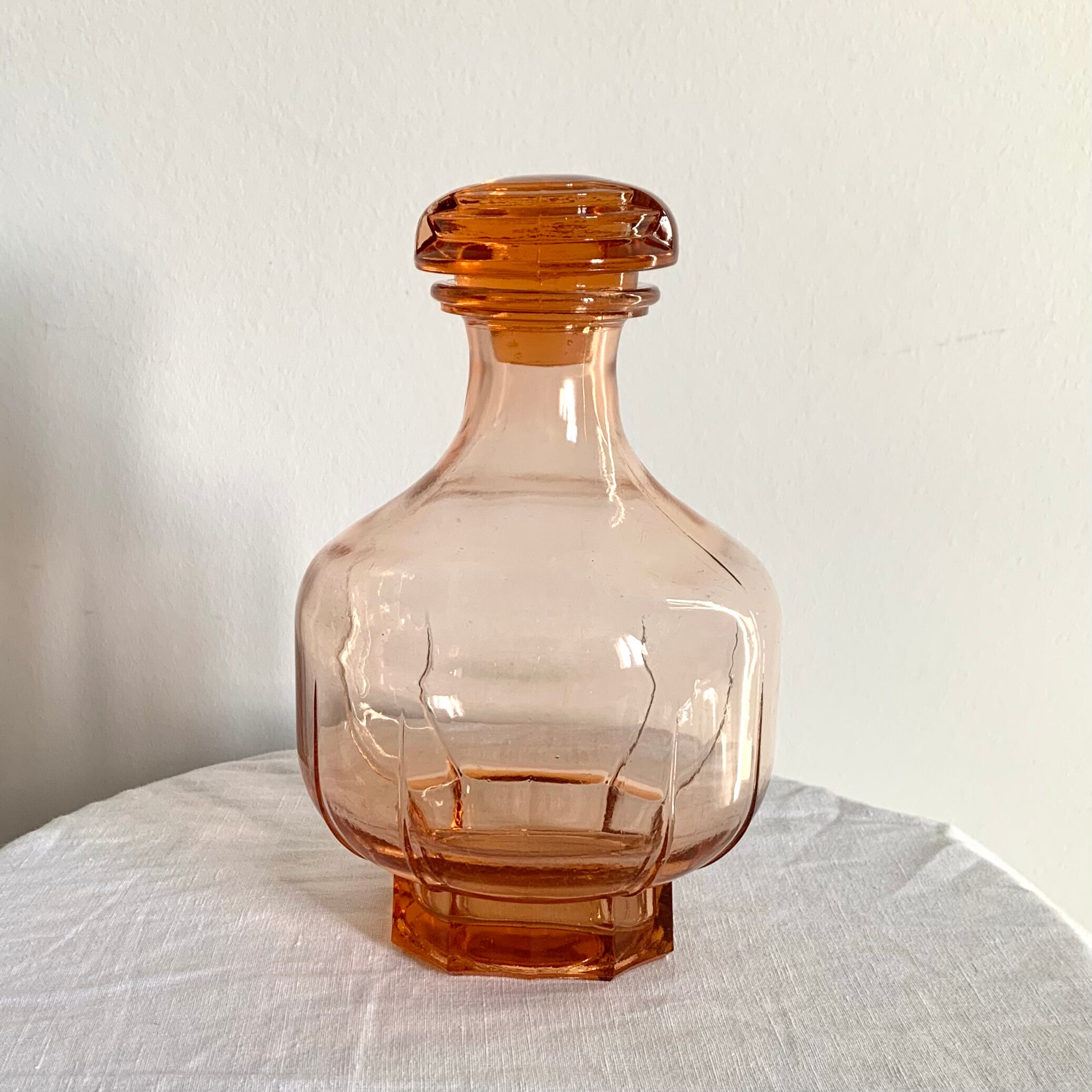 Vintage rosé decanter