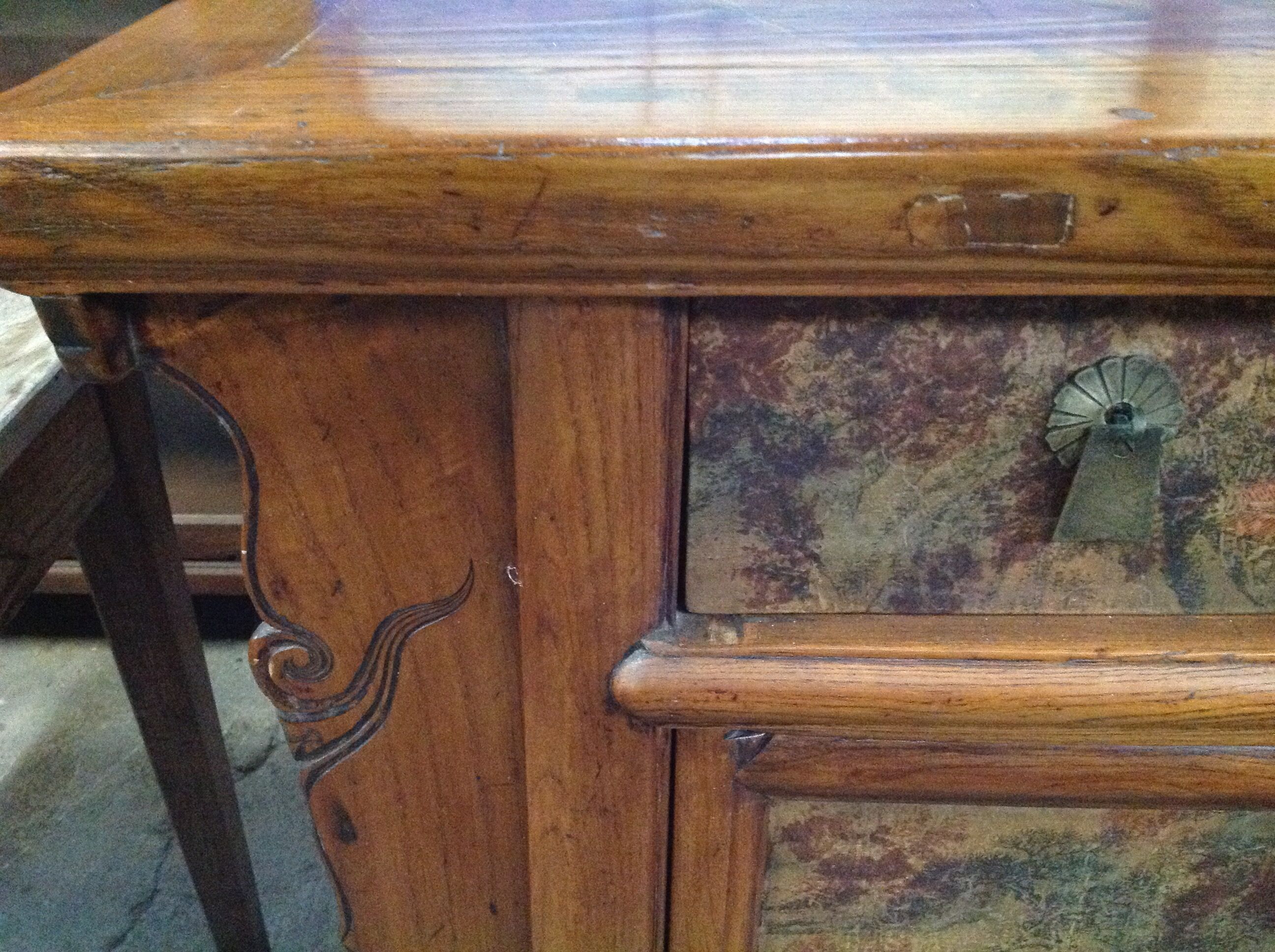 Small piece of Chinese furniture in patinated Elm wood