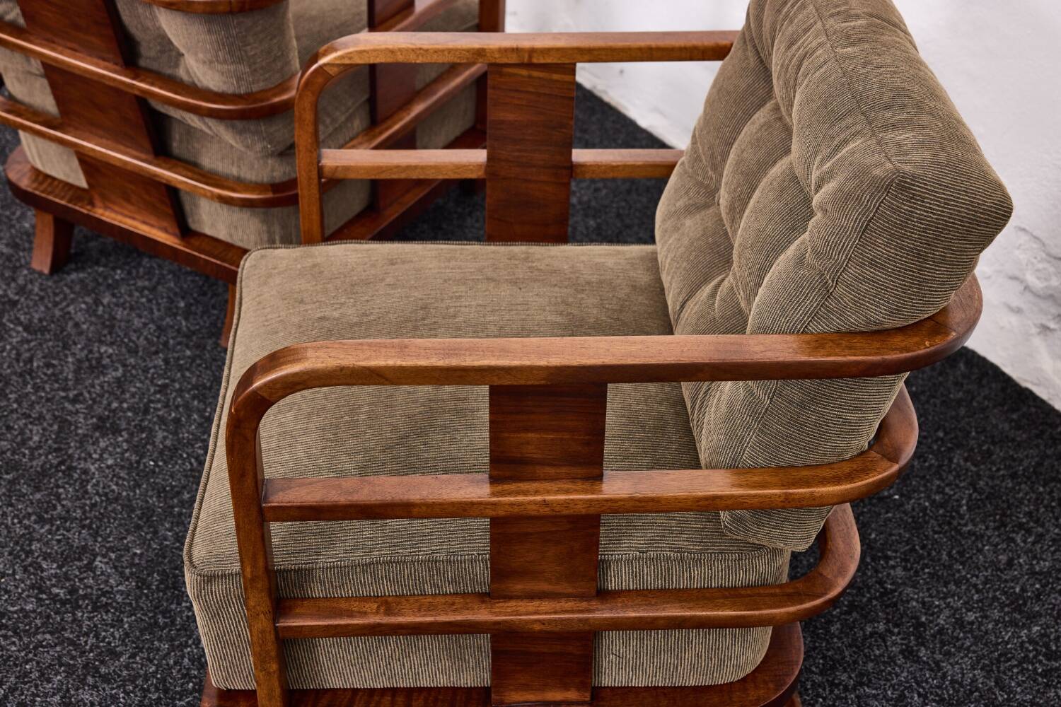 Lajos Kozma, importants fauteuils Art Déco de Budapest Werkstatte, années 1930
