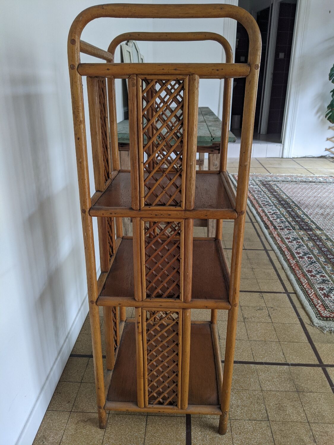 Étagère bambou & rotin