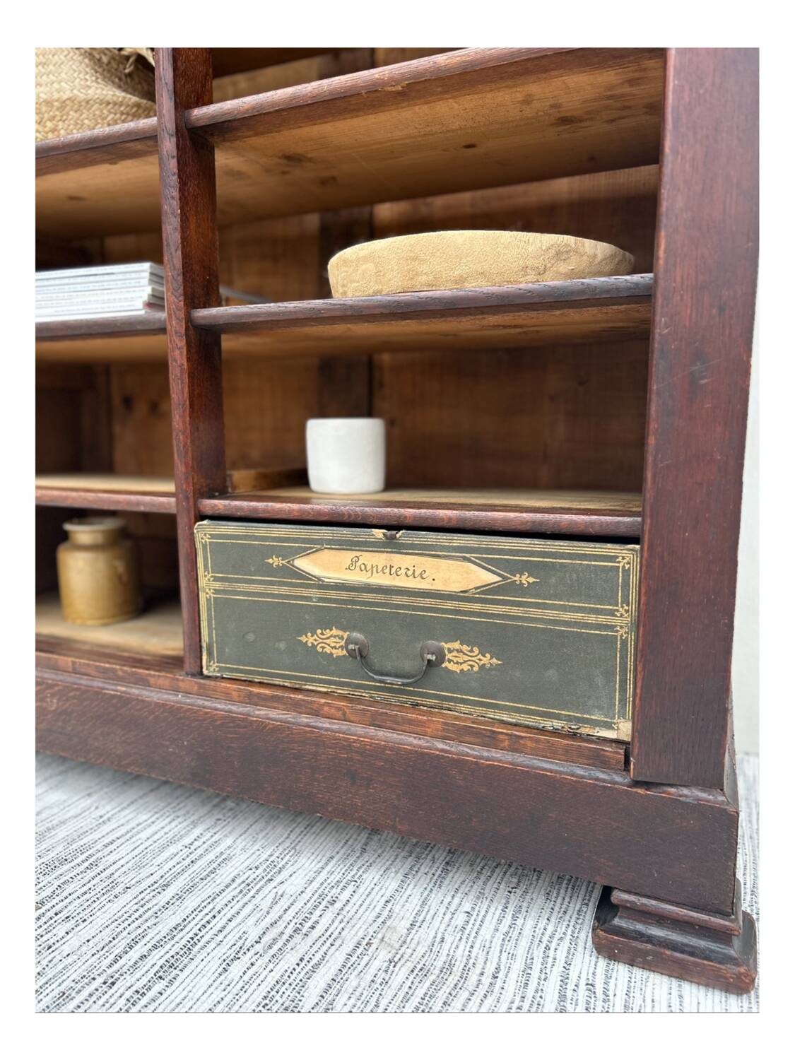 Notary library cabinet