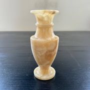 Onyx soliflore vase