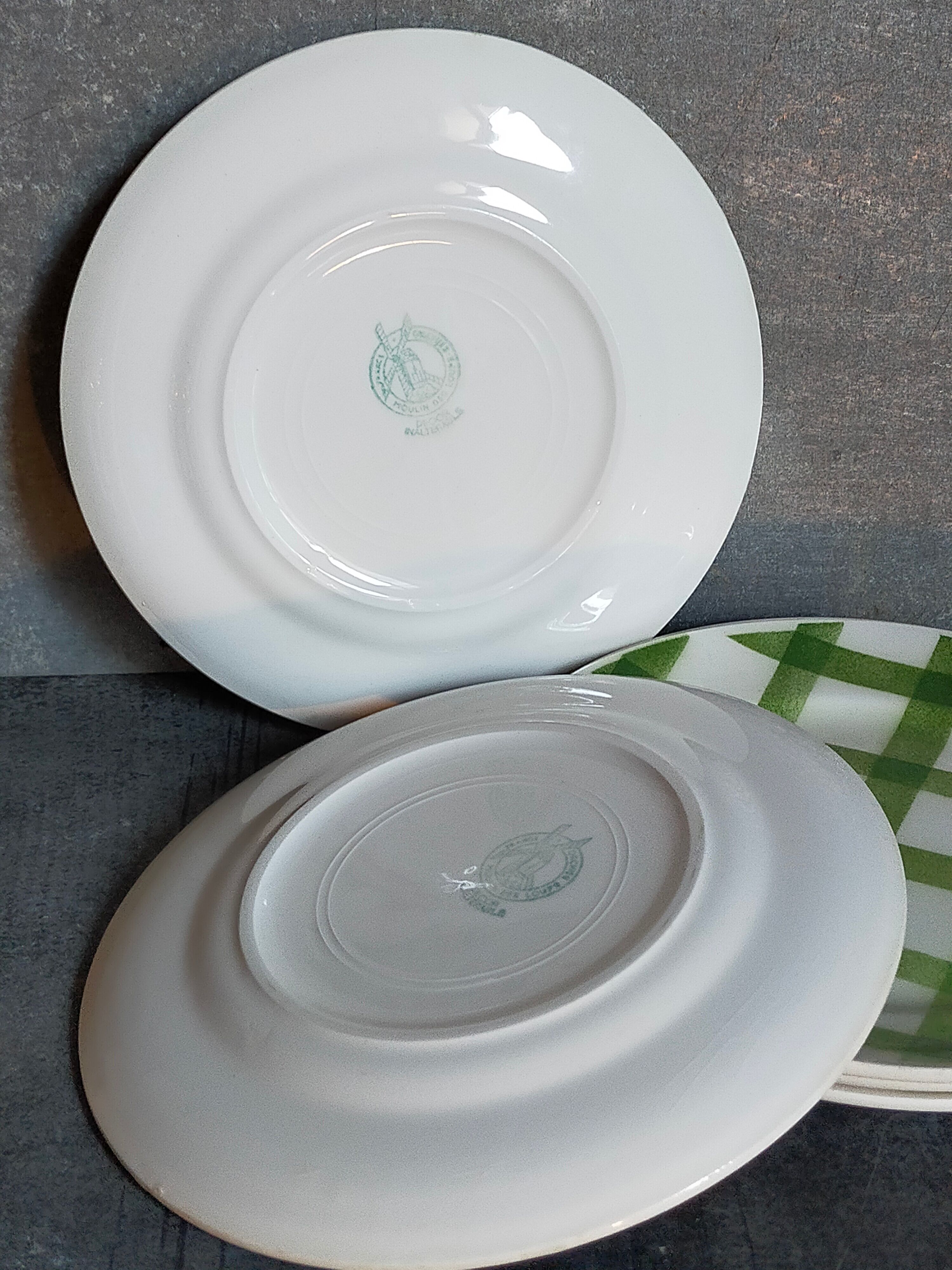 Five dessert plates Orchis-Moulin des Loups vintage checkered décor