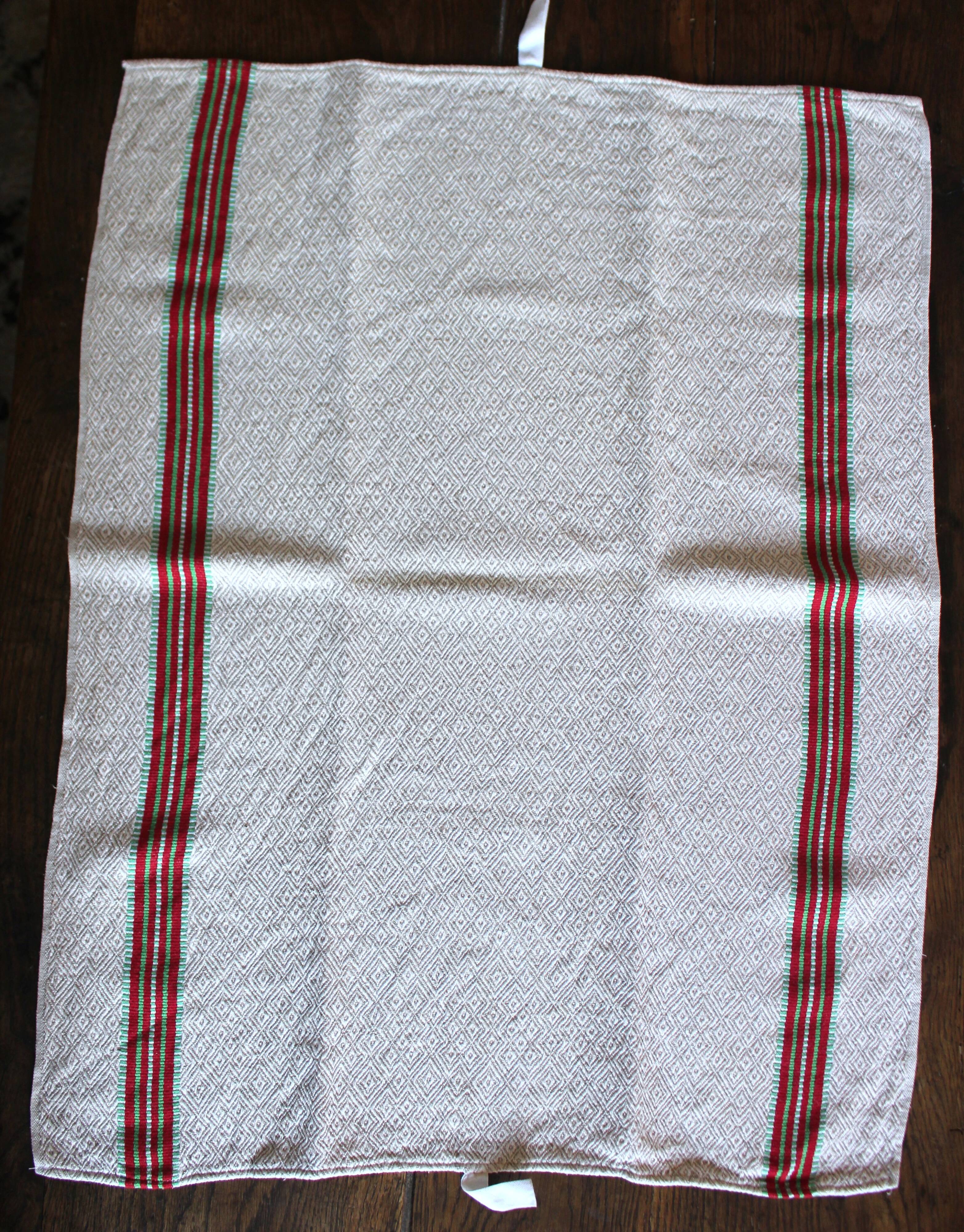 Torchon ancien chevrons bandes rouge vert
