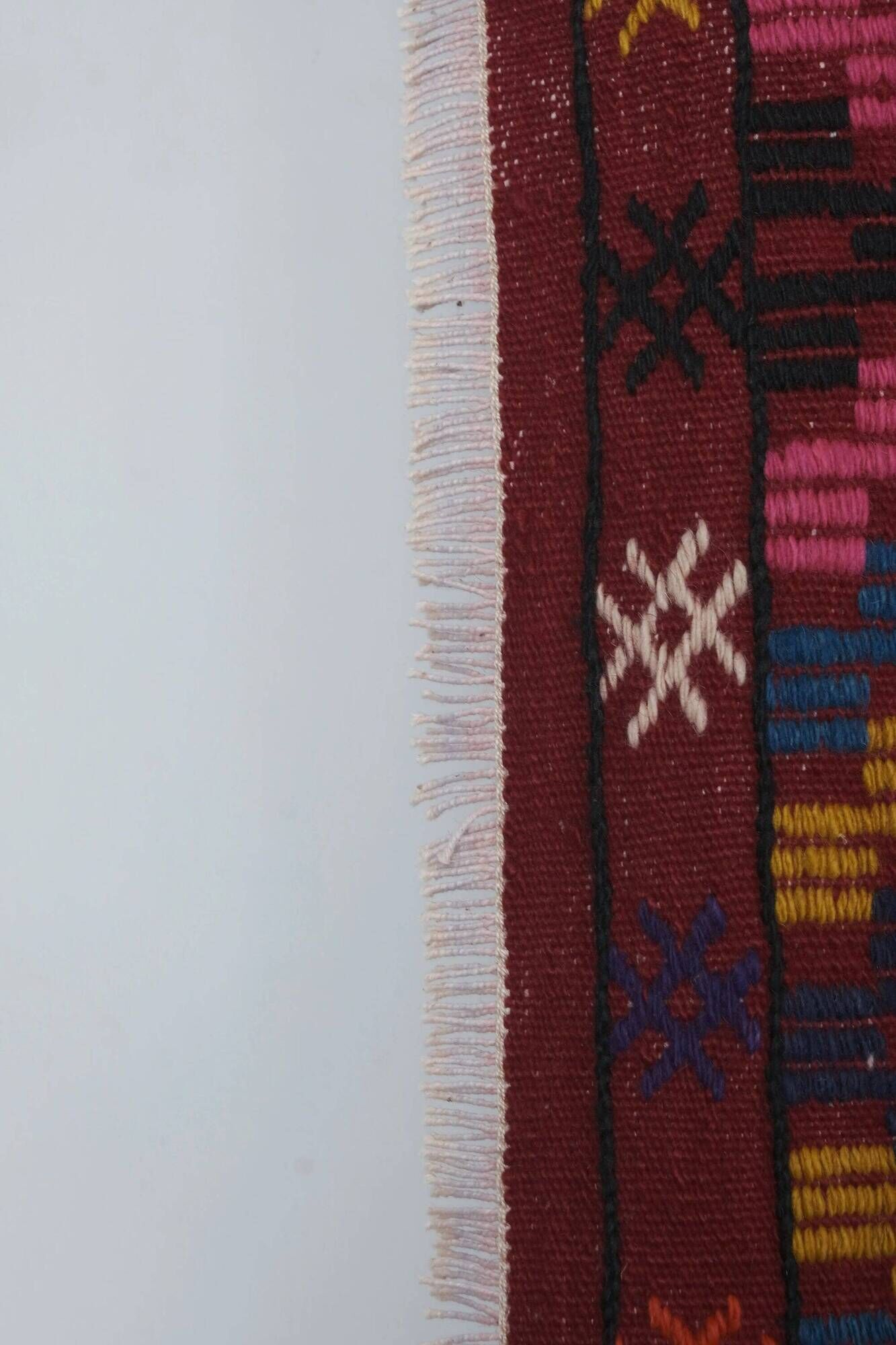 Vintage Turkish kilim, handwoven, 173x263 cm.