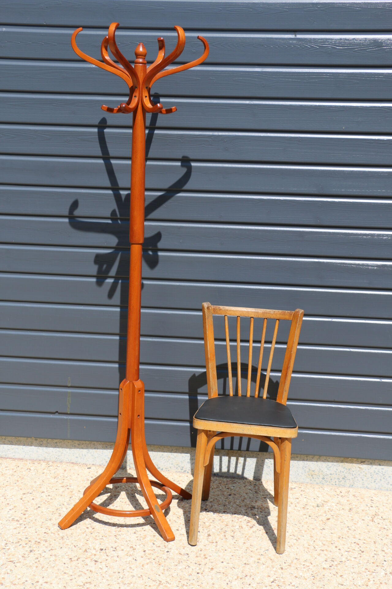 Parrot coat rack baumann simple mahogany