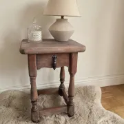 Rustic oak bedside table with a greige finish - 1 drawer - 45cm